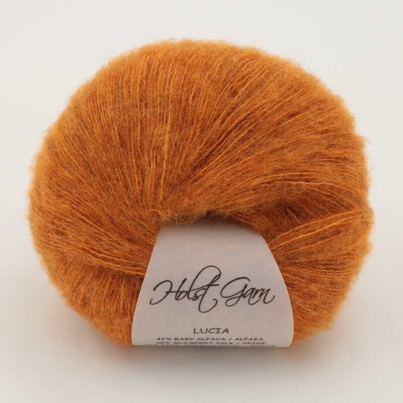 Lucia Golden 22