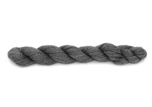 Mohair by Canard 1-trådet kidmohair og merino - Meleret mellem grå (Nr. 1201)