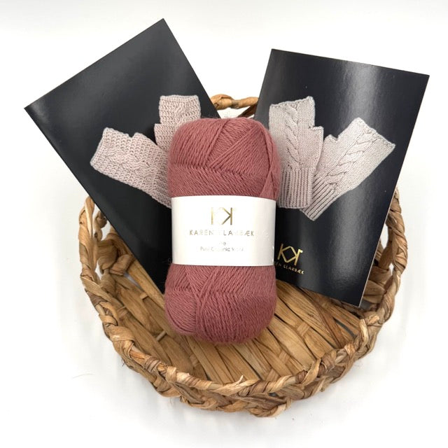 Pulsvarmere med snoninger – Strikke- og Hæklekits (Dark Rose)