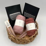 Pung med striber - strikke- og hæklekits (Rose & Dark Old Rose)