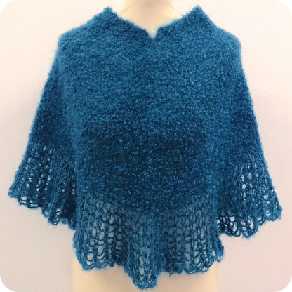 Strikkeboksen april 2024 opskrift poncho med løbemasker mohair by canard