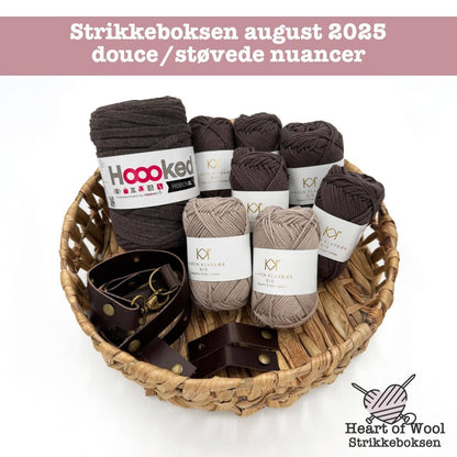 Strikkeboksen august 2025 douce/støvede nuancer