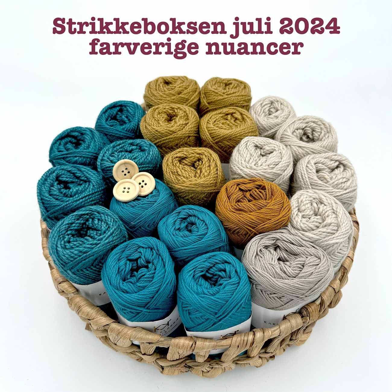 Strikkeboksen juli 2024 farverige nuancer Karen Klarbæk organic color cotton 8/4 og Recykled Bottle Yarn