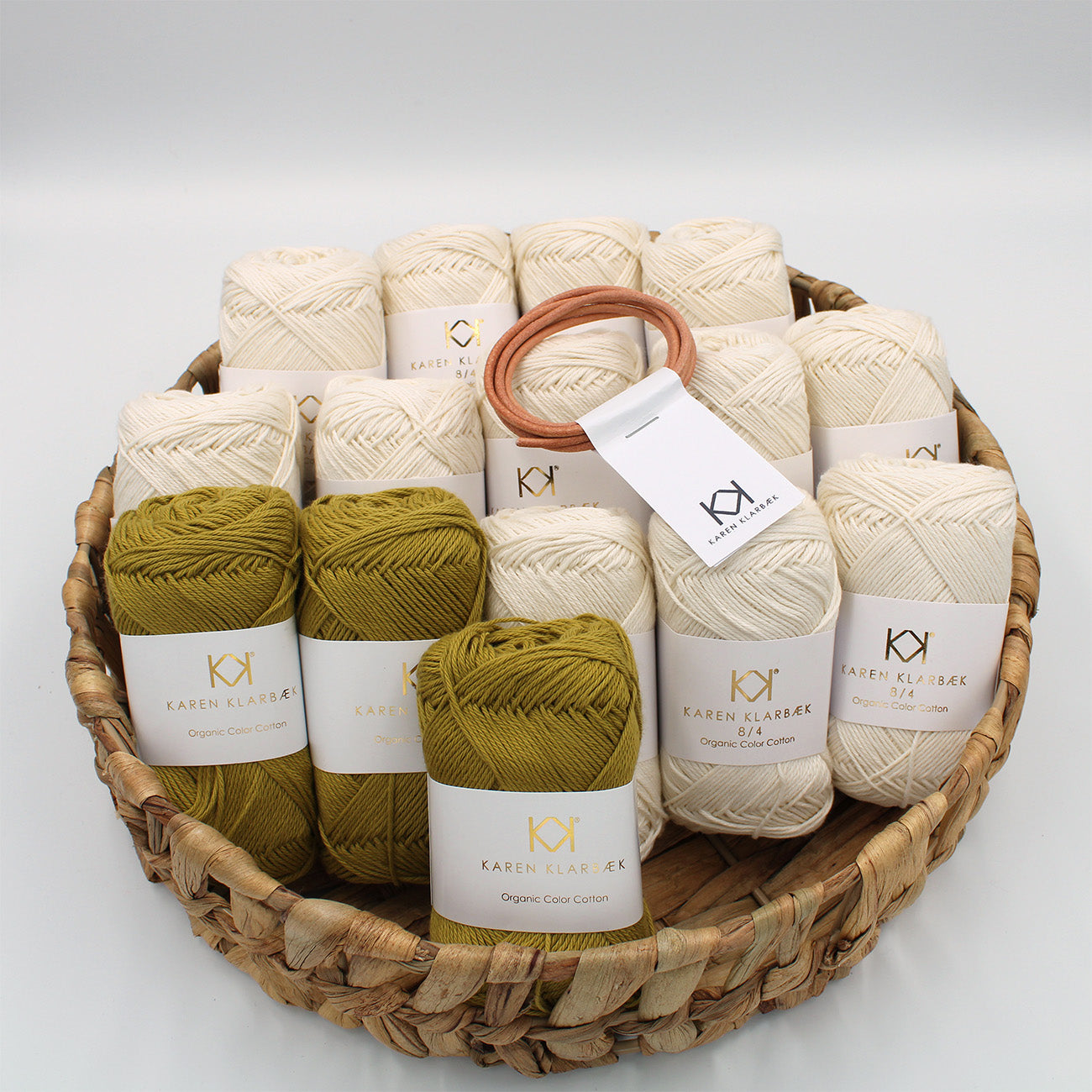 Strikkeboksen marts 2024 jord/natur nuancer karen klarbæk 8/4 organic color cotton